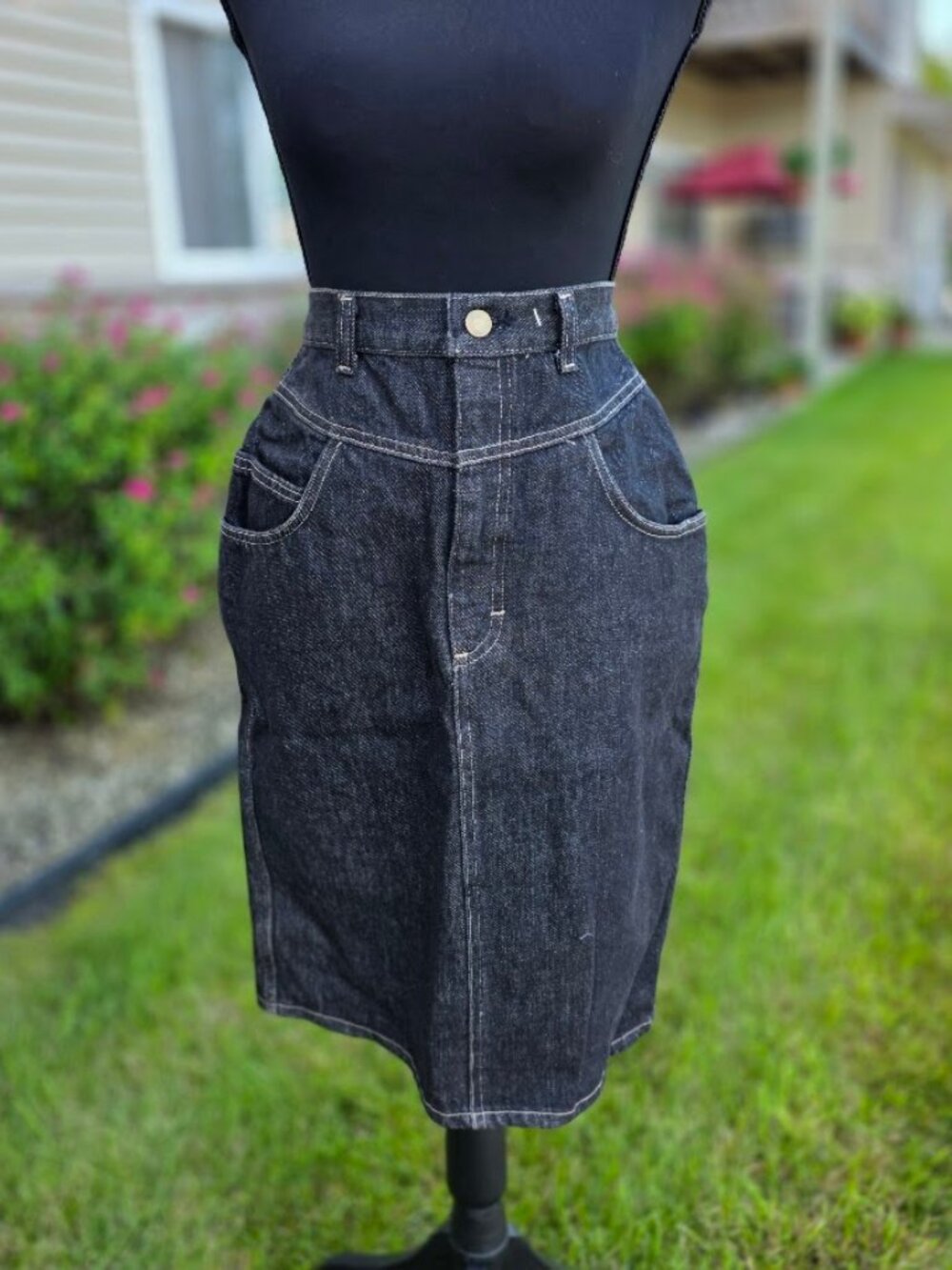 Vintage 80s Cheryl Tiegs High Waist Denim Skirt 8P USA